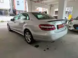 صورة 4 - Mercedes-Benz E-Class