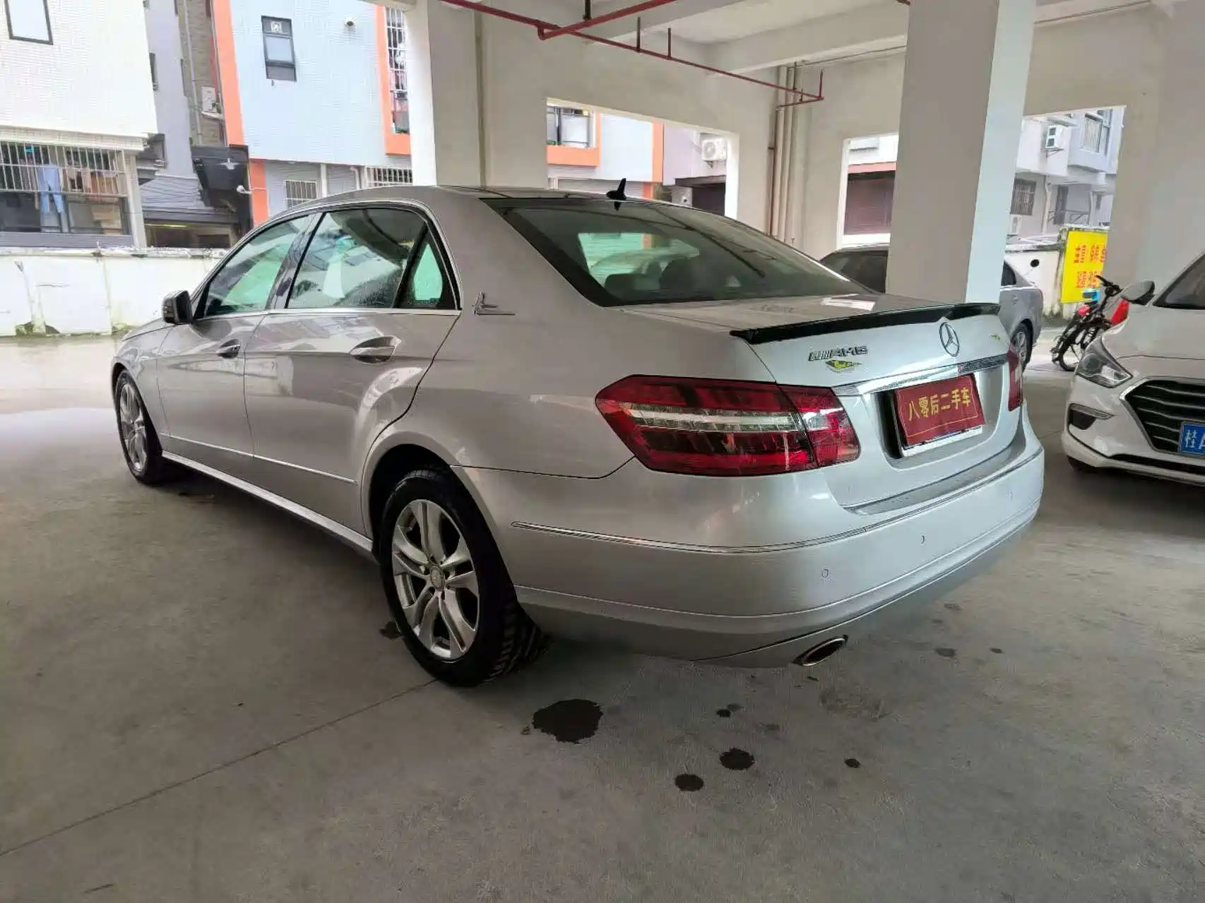 صورة 4 - Mercedes-Benz E-Class
