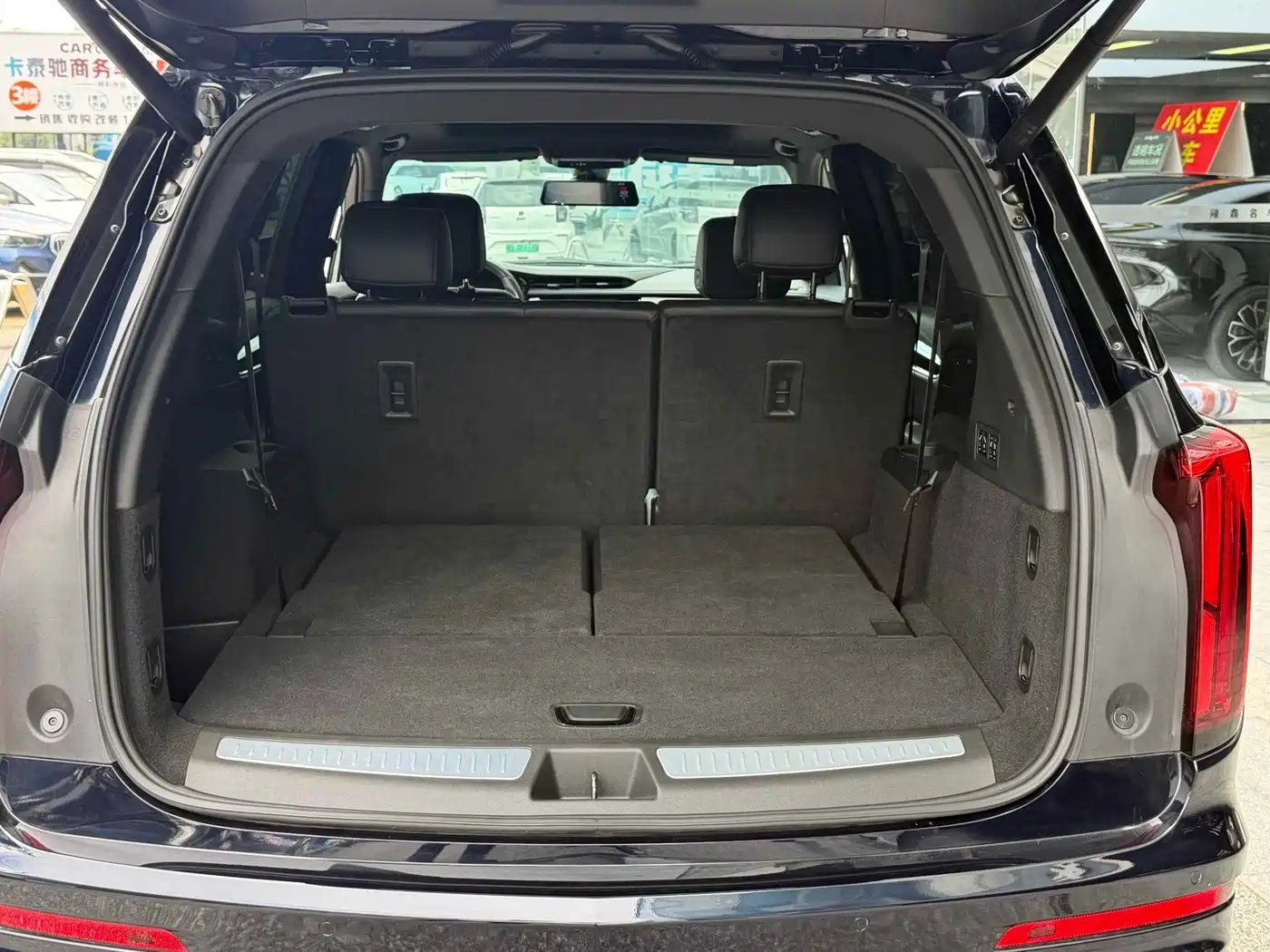 Фото 15 - Cadillac XT6