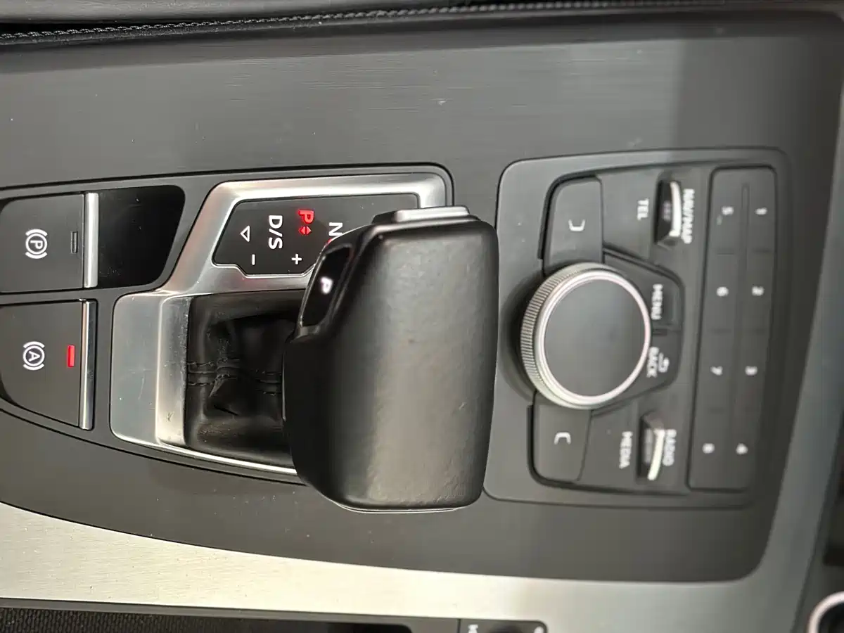 Audi Q5L 2020 Facelift 40 TFSI Honor Progressive фото 8