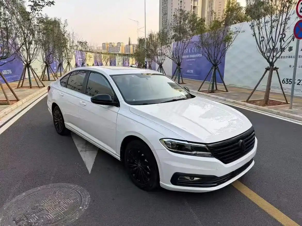 Volkswagen Lavida 2019 1.5L Automatic Comfort Edition China VI фото 3