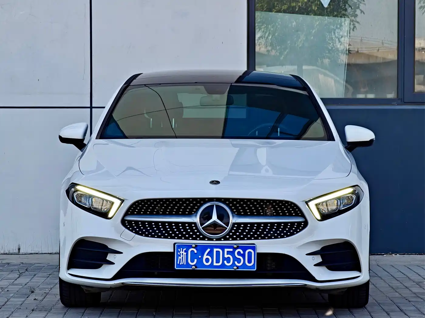 Mercedes-Benz A-Class 2022 A 200 L Sport Sedan Style фото 2
