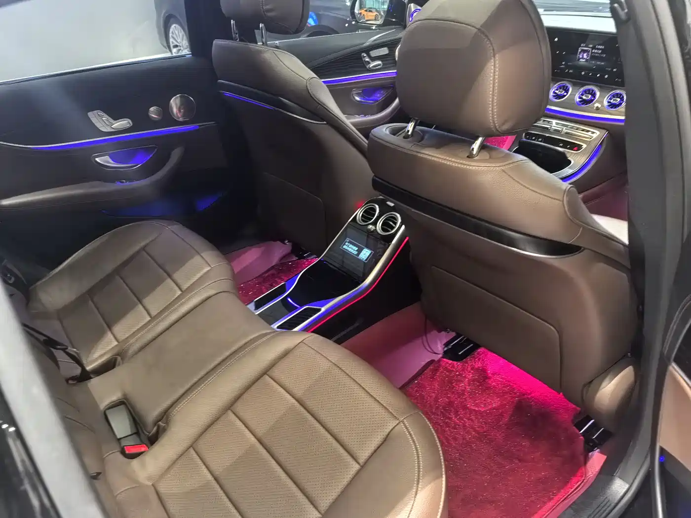 Mercedes-Benz E-Class 2022 E 300 L Fashion фото 8