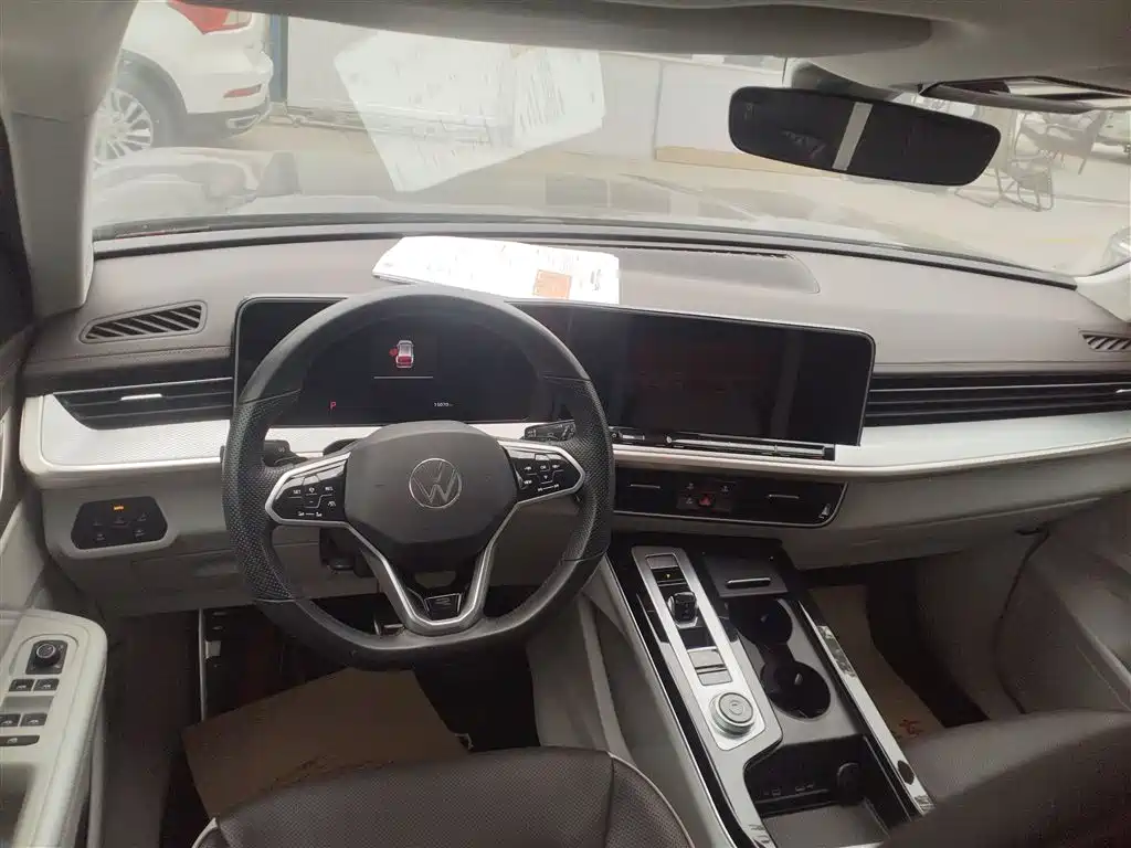 Volkswagen Talagon 2023 380TSI 4WD R-Line Touring Edition фото 17