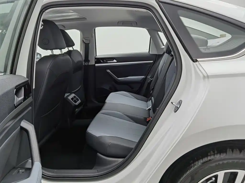 Volkswagen Lavida 2026 2026 1.5L Auto Starlight 5 Million Edition
