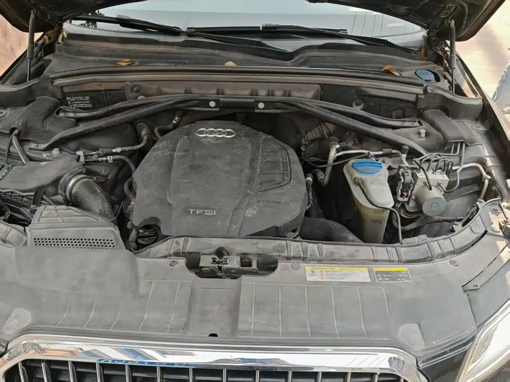 Audi Q5 2018 2017 40 TFSI Progressive