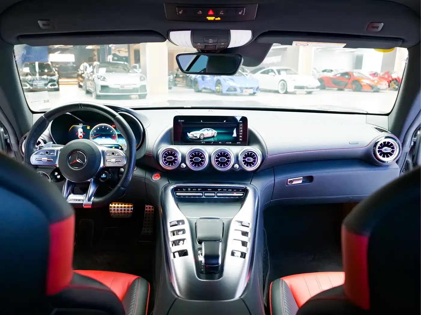 MERCEDES-BENZ AMG GT