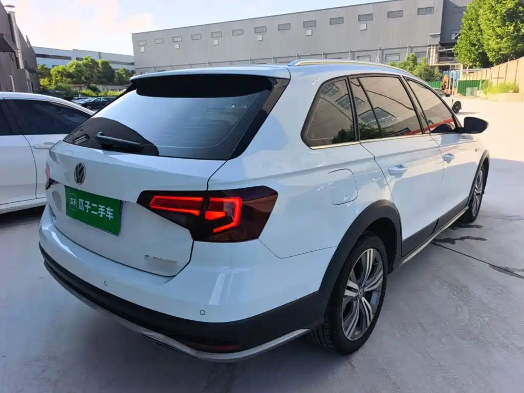 Volkswagen C-TREK 2019 2018 230TSI DSG Comfort