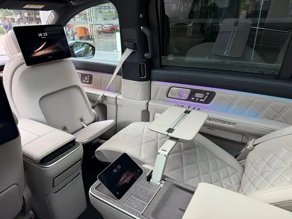 NIO ES9 2026
