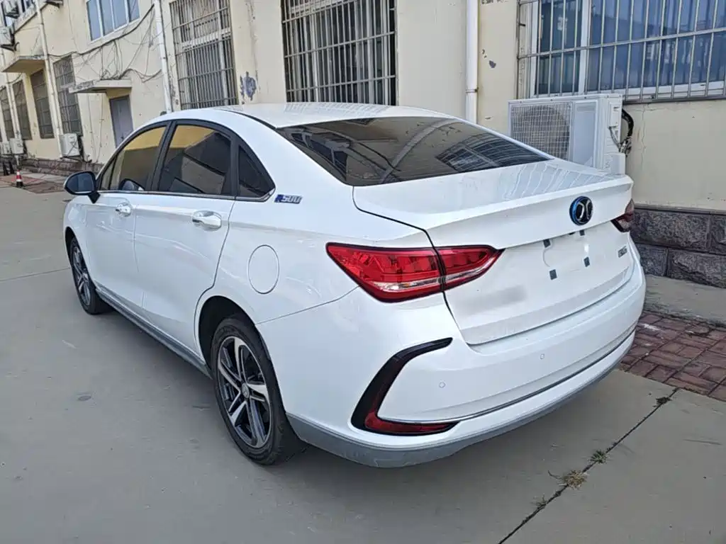 BAIC Beijing EU5 2021 2018 R500 Smart Wind Edition