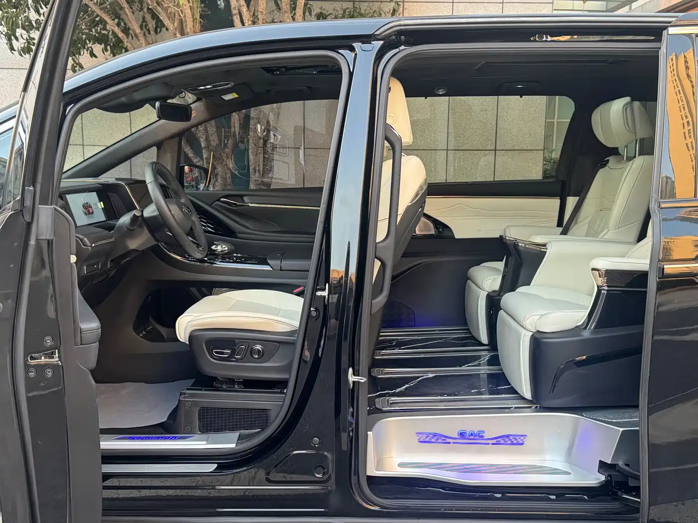 GAC Trumpchi Trumpchi M8 2023 Model Master Series 400T Flagship Edition фото 19