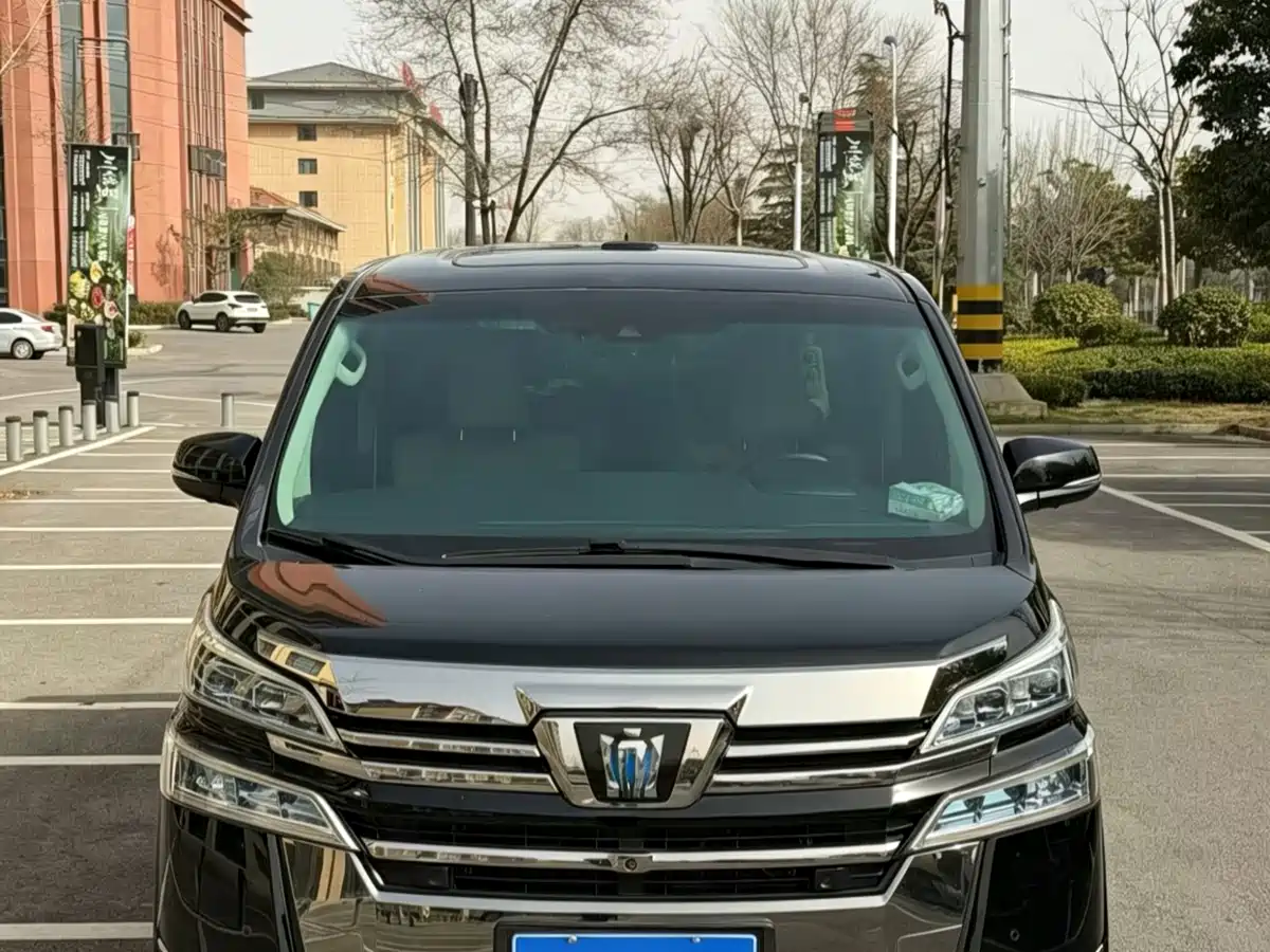 Toyota Vellfire 2021 Crown Hybrid 2.5L HV Premium Edition фото 7