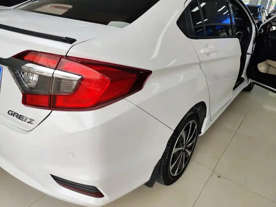 Honda Greiz 2017 2016 1.5L CVT Comfort Edition