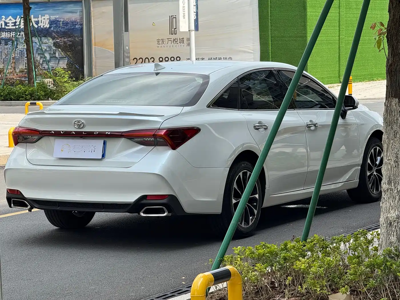 Toyota Avalon 2022 2.5L Luxury Edition фото 6