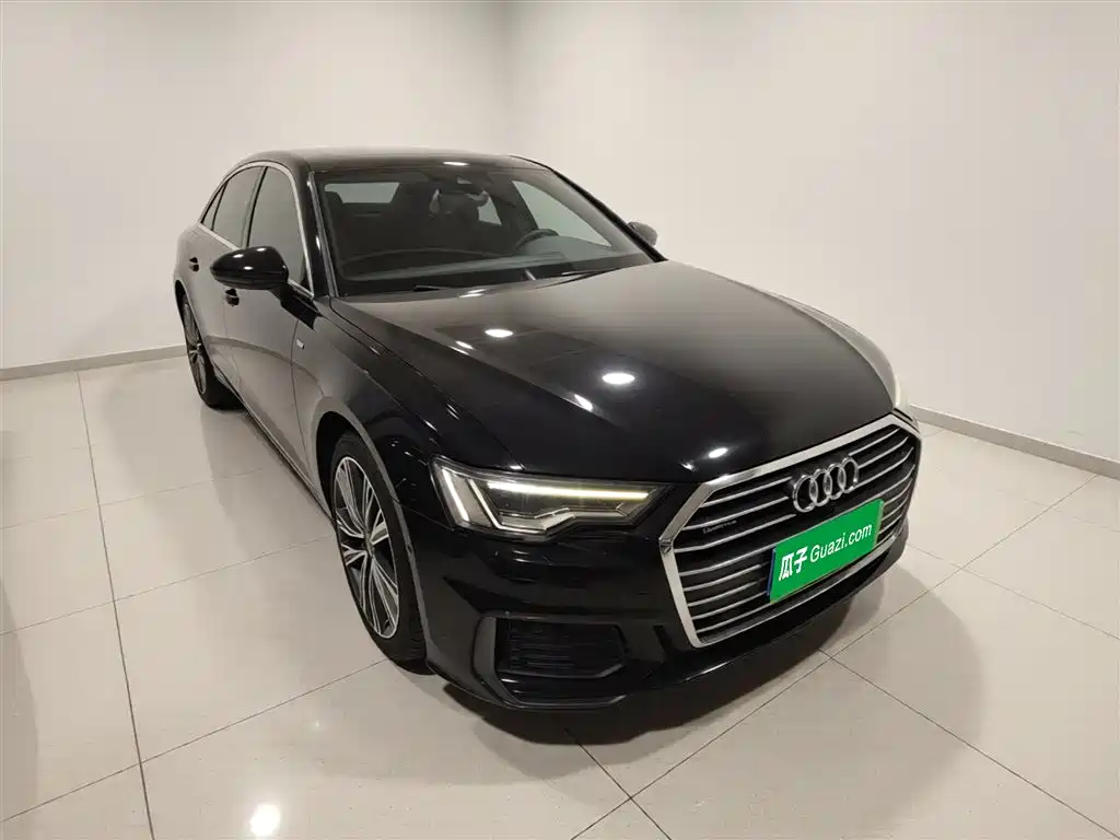 Audi A6L 2021 45 TFSI quattro Exclusive Sport фото 4