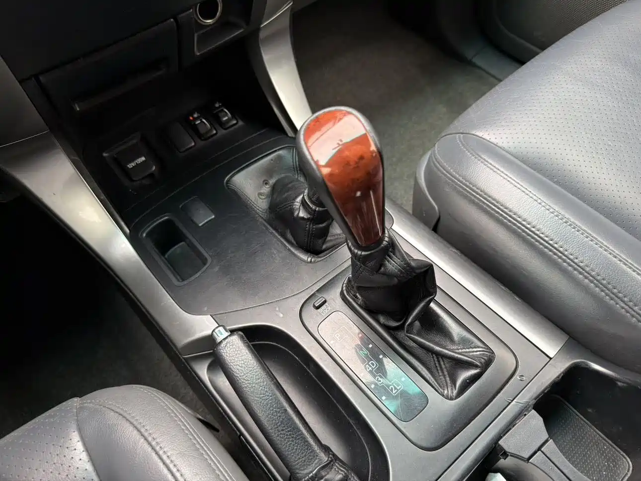 Toyota Prado 2006 4.0L Auto VX фото 10