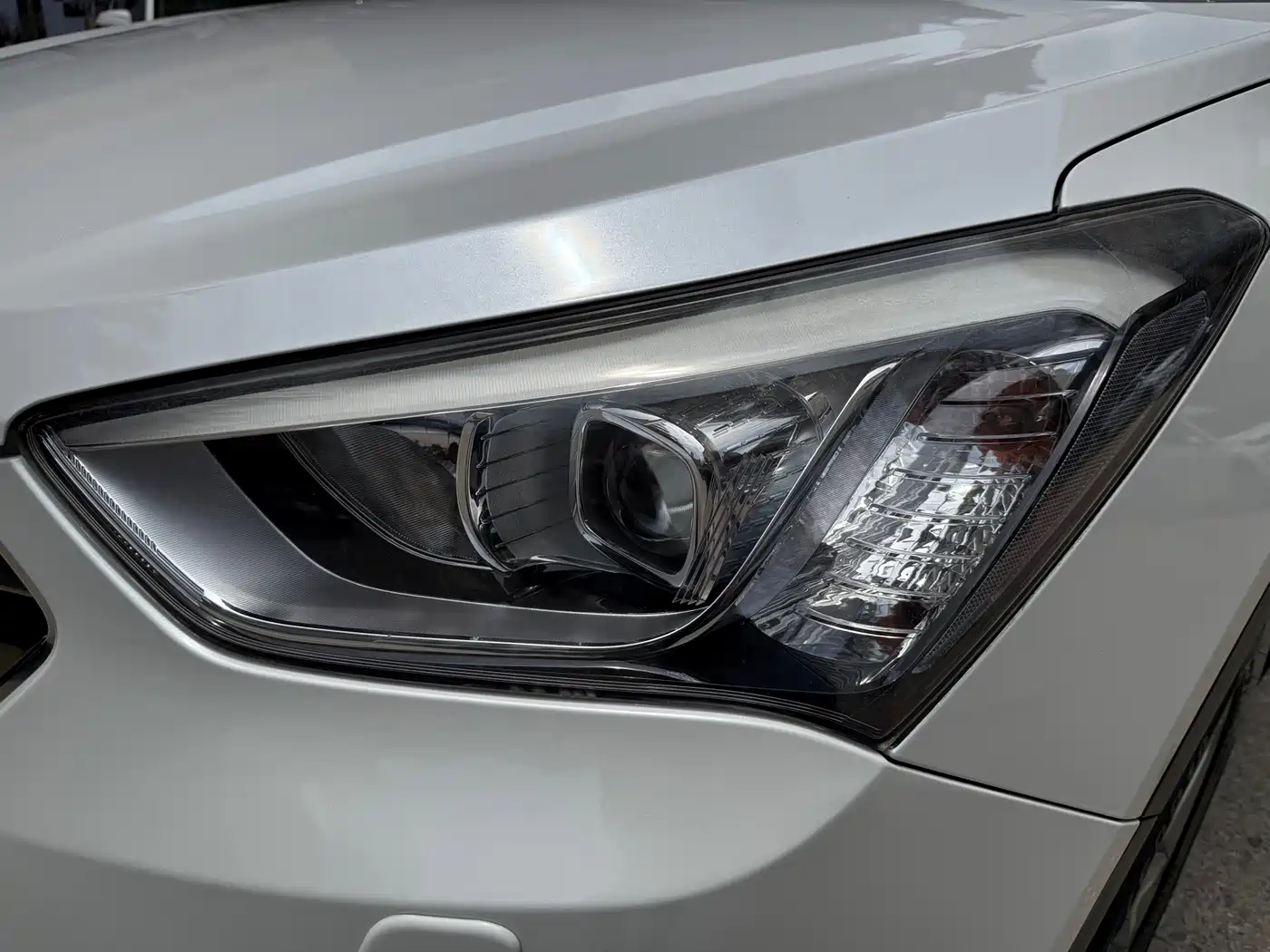 Hyundai Santa Fe 2013 Model 2.4L Automatic 4WD Smart фото 27