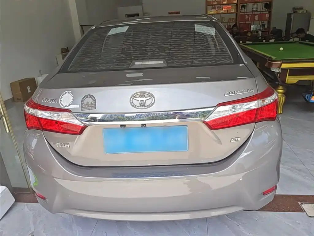 Toyota Corolla 2014 1.6L CVT GL фото 6