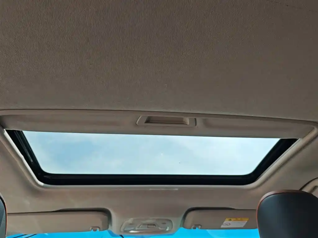 Chevrolet Cavalier 2016 Model 1.5L Automatic Delight Edition фото 18