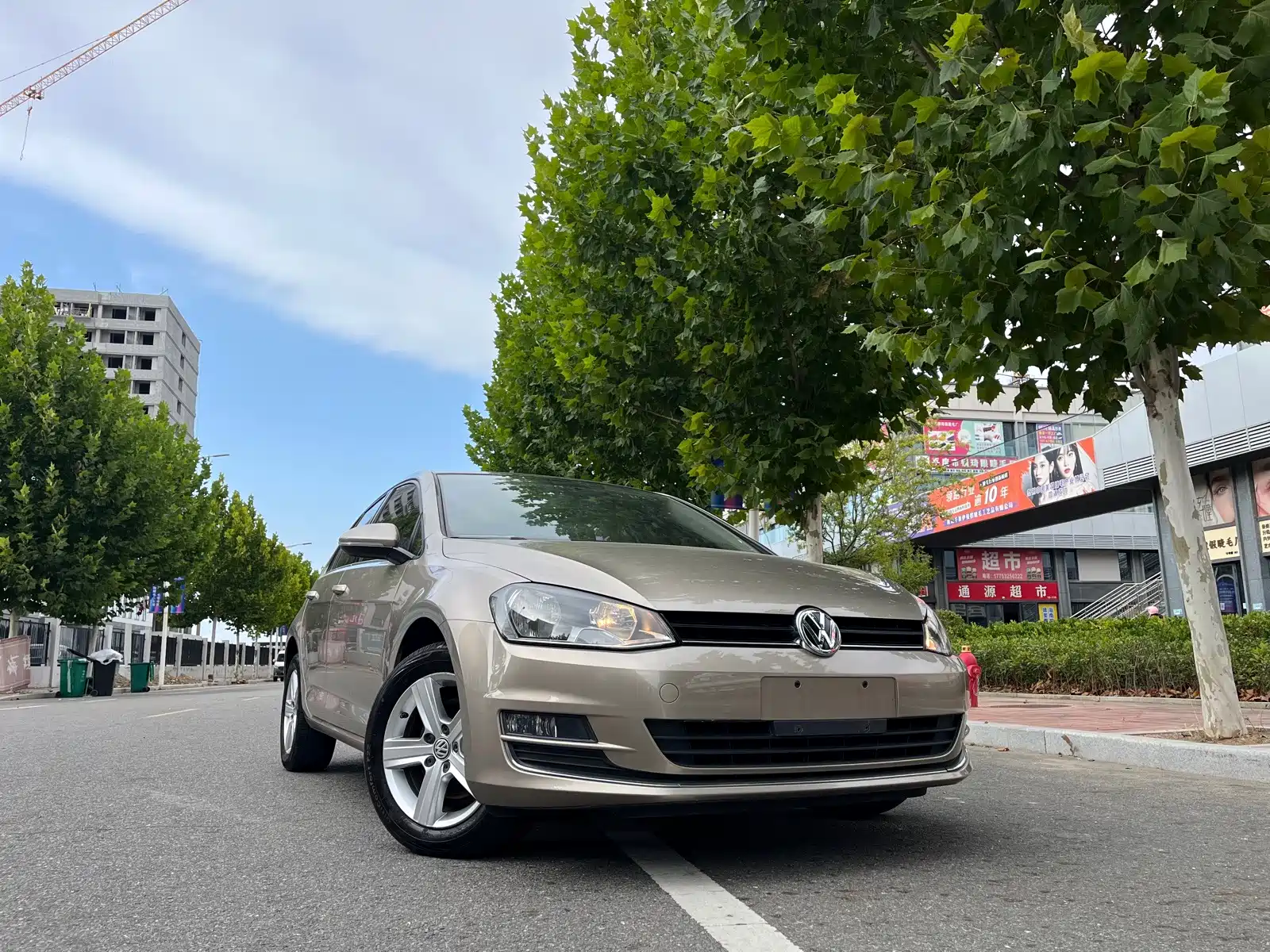 Фото 8 - Volkswagen Golf