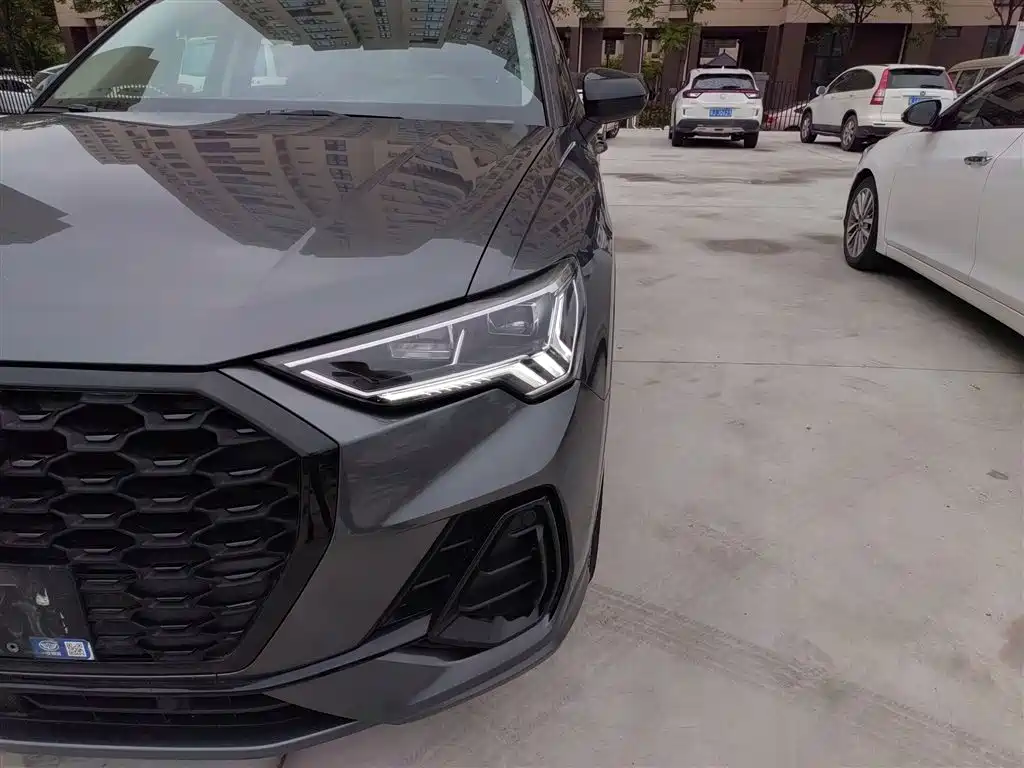 Audi Q3 Sportback 2023 40 TFSI Fashion фото 23