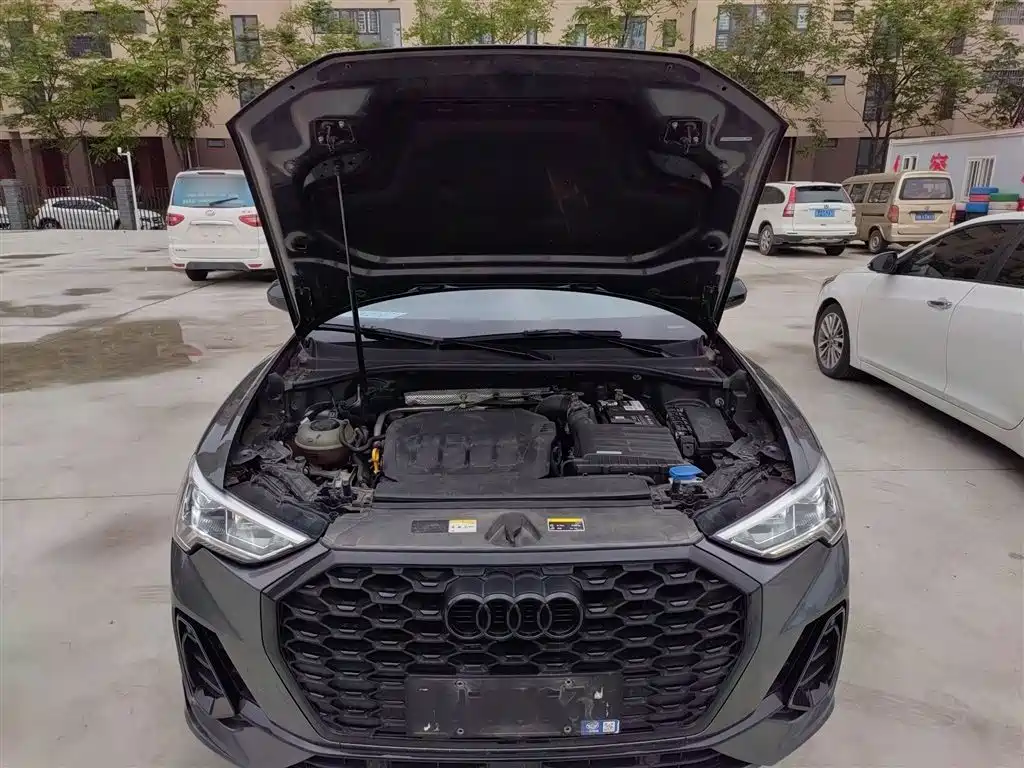Audi Q3 Sportback 2023 40 TFSI Fashion фото 19