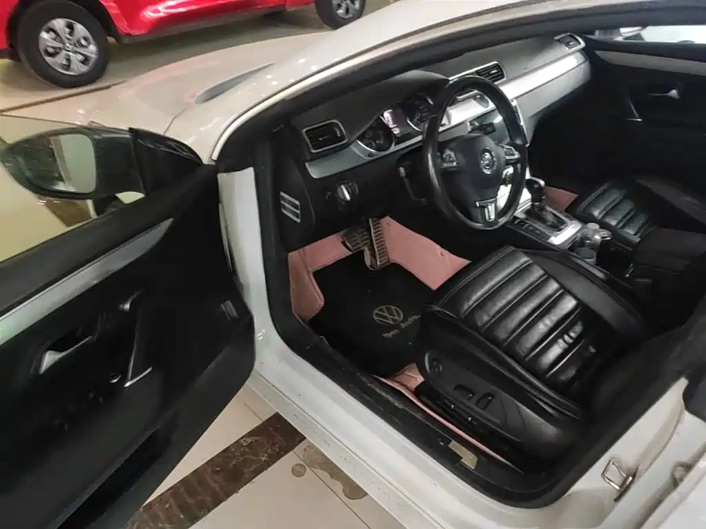Volkswagen FAW-Volkswagen CC 2016 Model 1.8TSI Premium фото 16