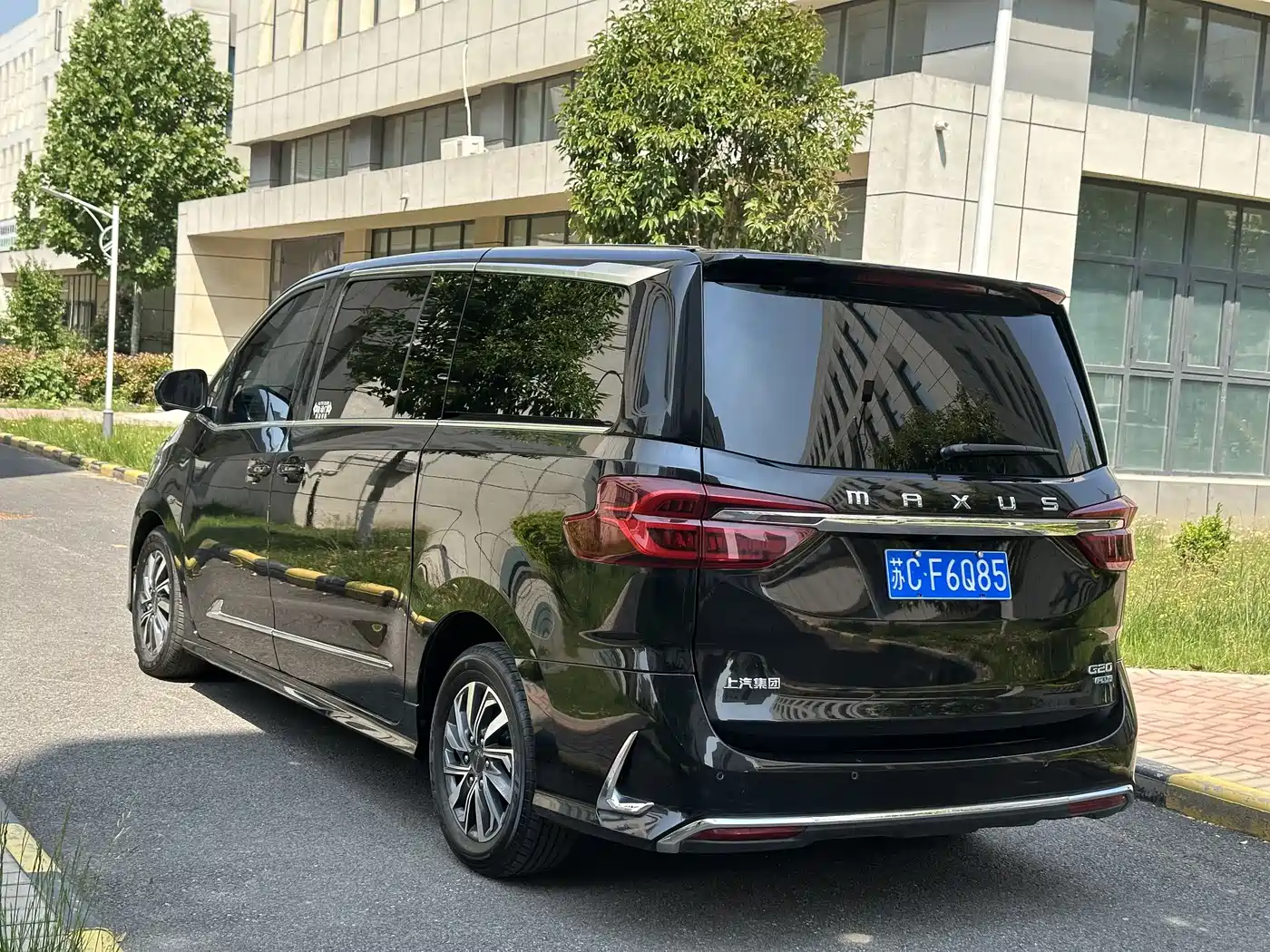 SAIC Maxus Maxus G20 2021 PLUS 2.0T Diesel Automatic Luxury Edition фото 6