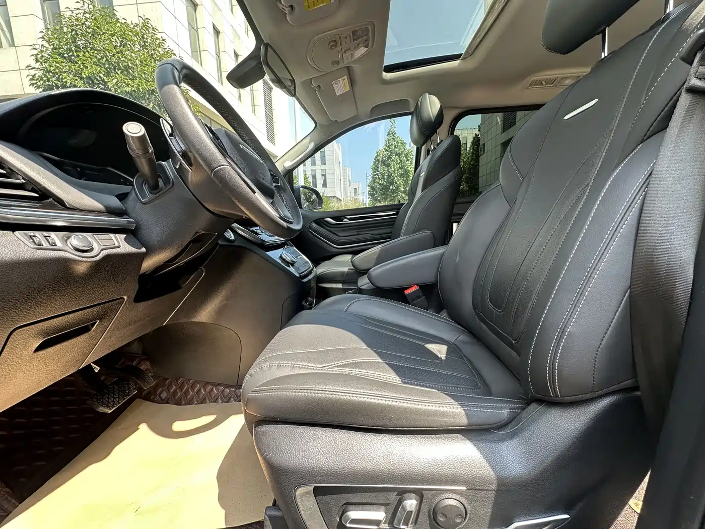SAIC Maxus Maxus G20 2021 PLUS 2.0T Diesel Automatic Luxury Edition фото 13