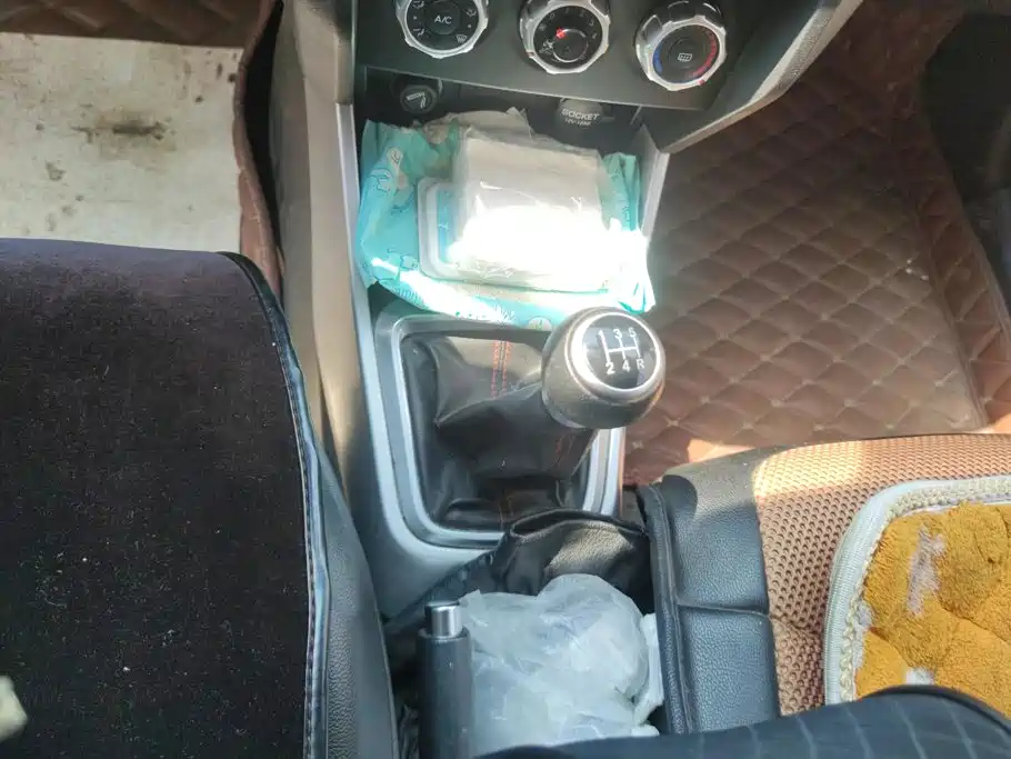 Zhonghua V3 2015 2015 1.5L Manual Smart Edition