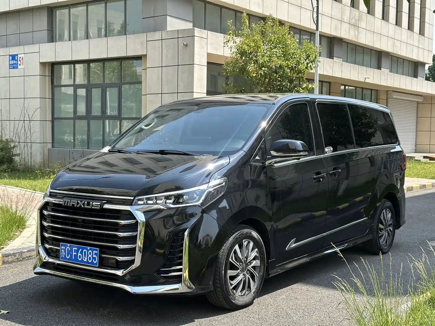 SAIC Maxus Maxus G20 2021 PLUS 2.0T Diesel Automatic Luxury Edition