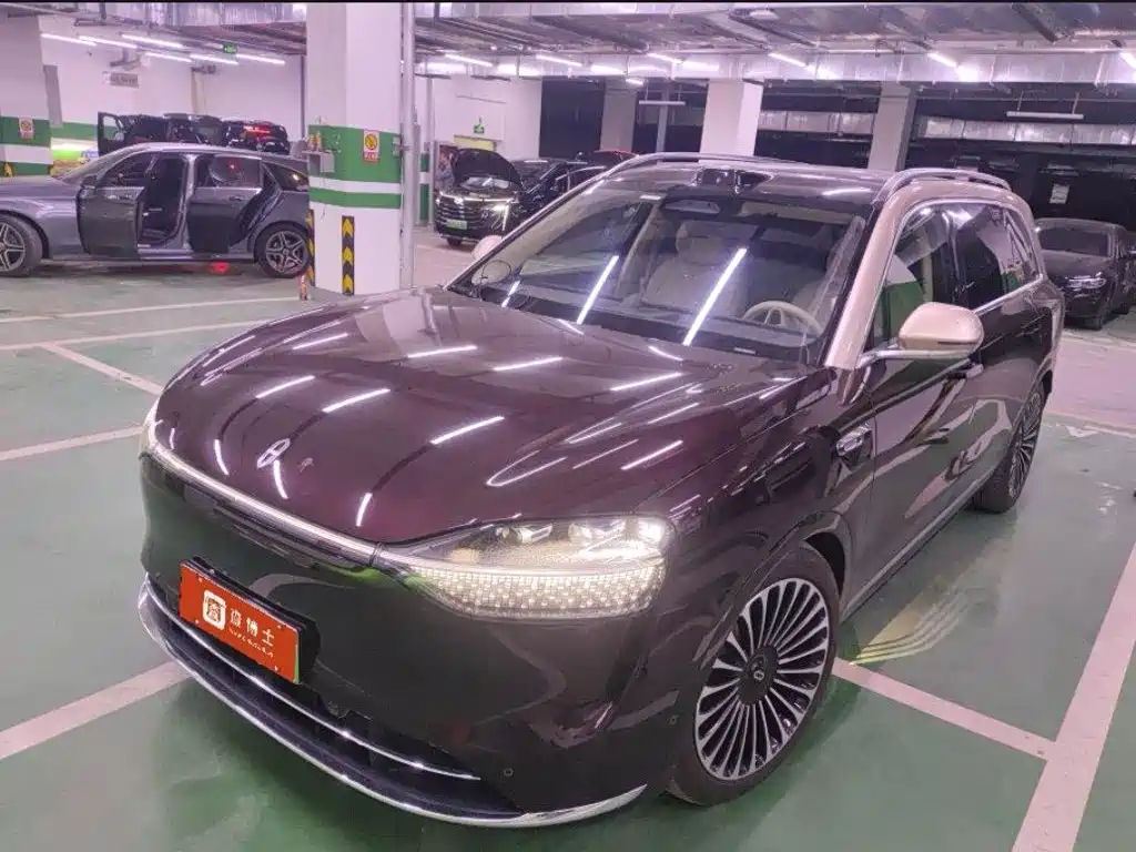 AITO Wenjie AITO M9 2025 Extended Range Ultra 52kWh 6-Seater 1
