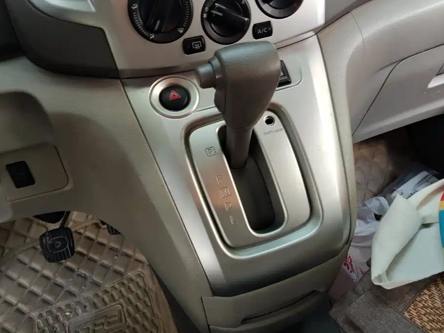 Nissan NV200 2016 2016 Facelift 1.6L CVT Premium