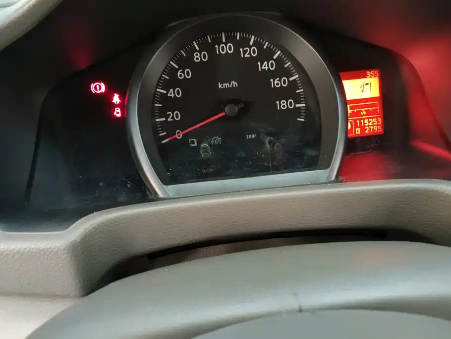 Nissan NV200 2016 2016 Facelift 1.6L CVT Premium