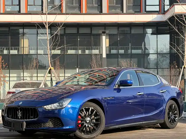 MASERATI GHIBLI
