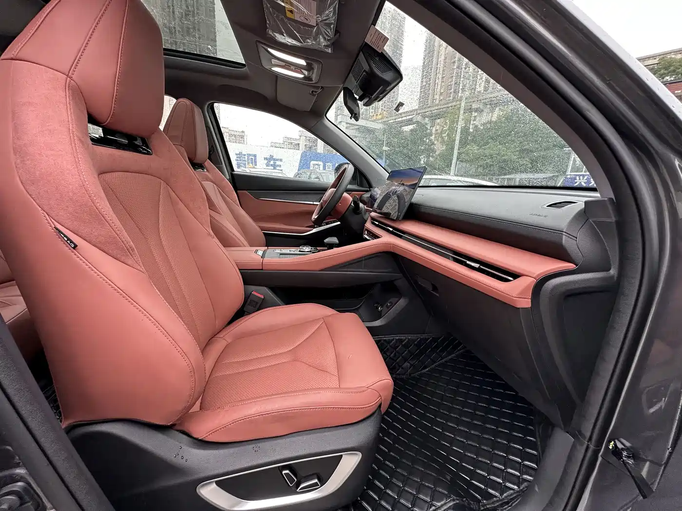 Фото 11 - Changan CS75 PLUS