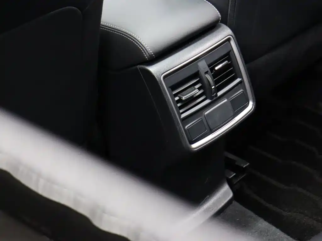 Subaru Forester 2023 2022 2.0i AWD Luxury Edition with EyeSight