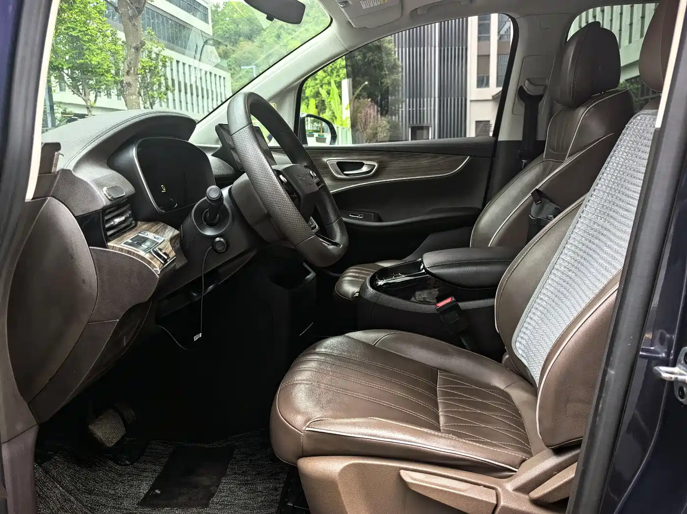 ROEWE IMAX8 NEW ENERGY