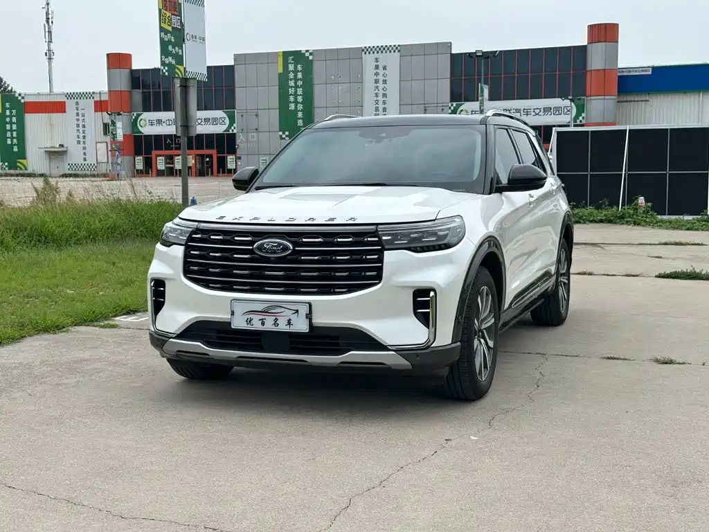 Ford Explorer 2023 EcoBoost 285 AWD Titanium Edition 6-Seater
