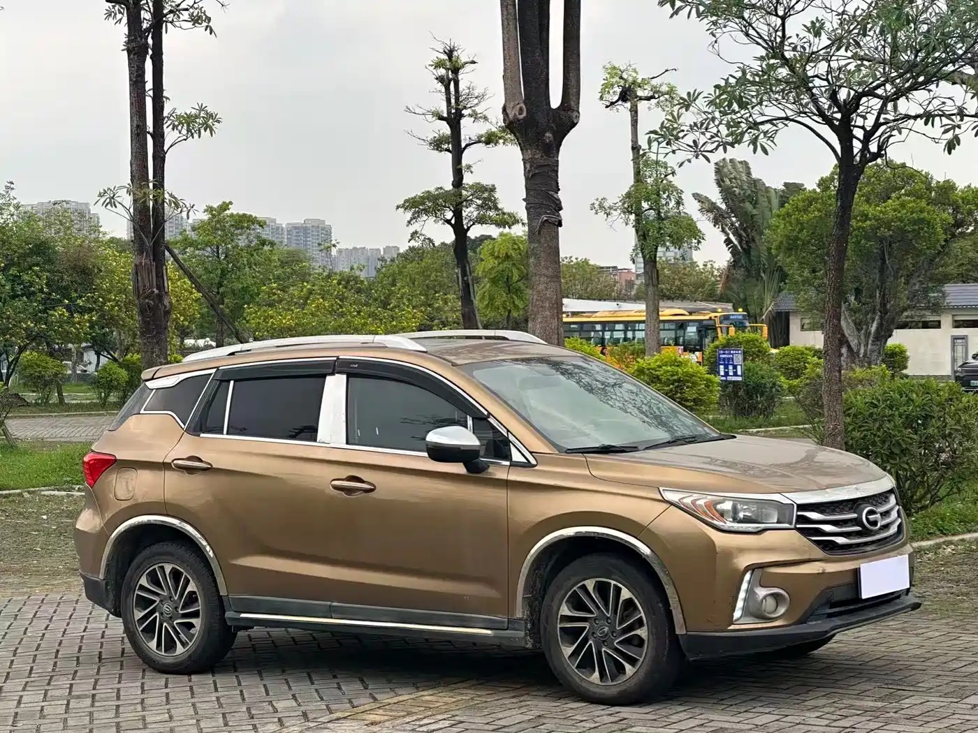 GAC Trumpchi Trumpchi GS4 2015 200T Manual Luxury Edition фото 3