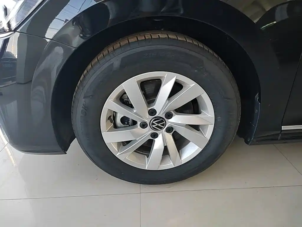 Volkswagen Passat New Energy 2026 2025 430PHEV Hybrid Business Edition