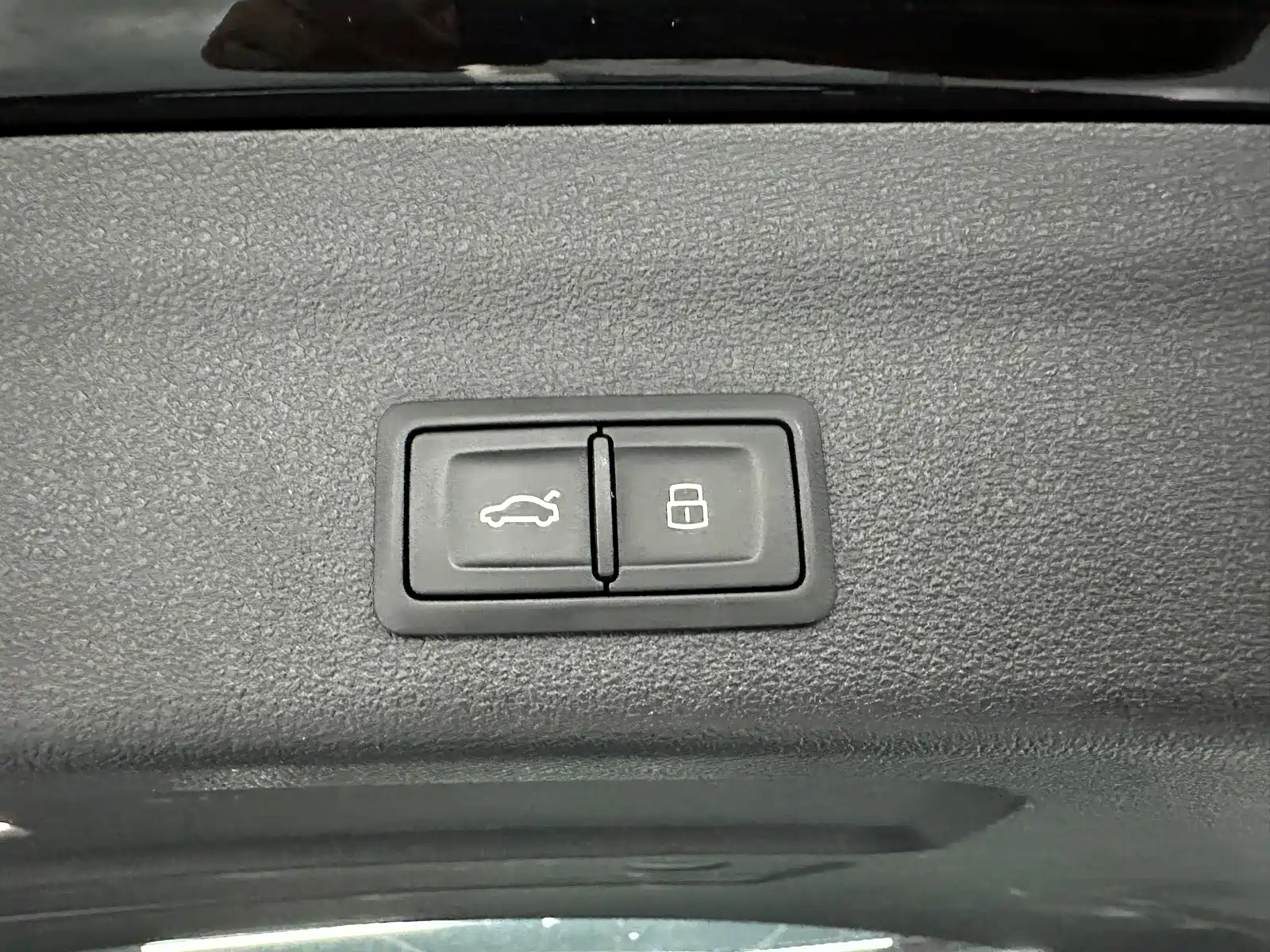 Фото 17 - Audi A6 (Import)
