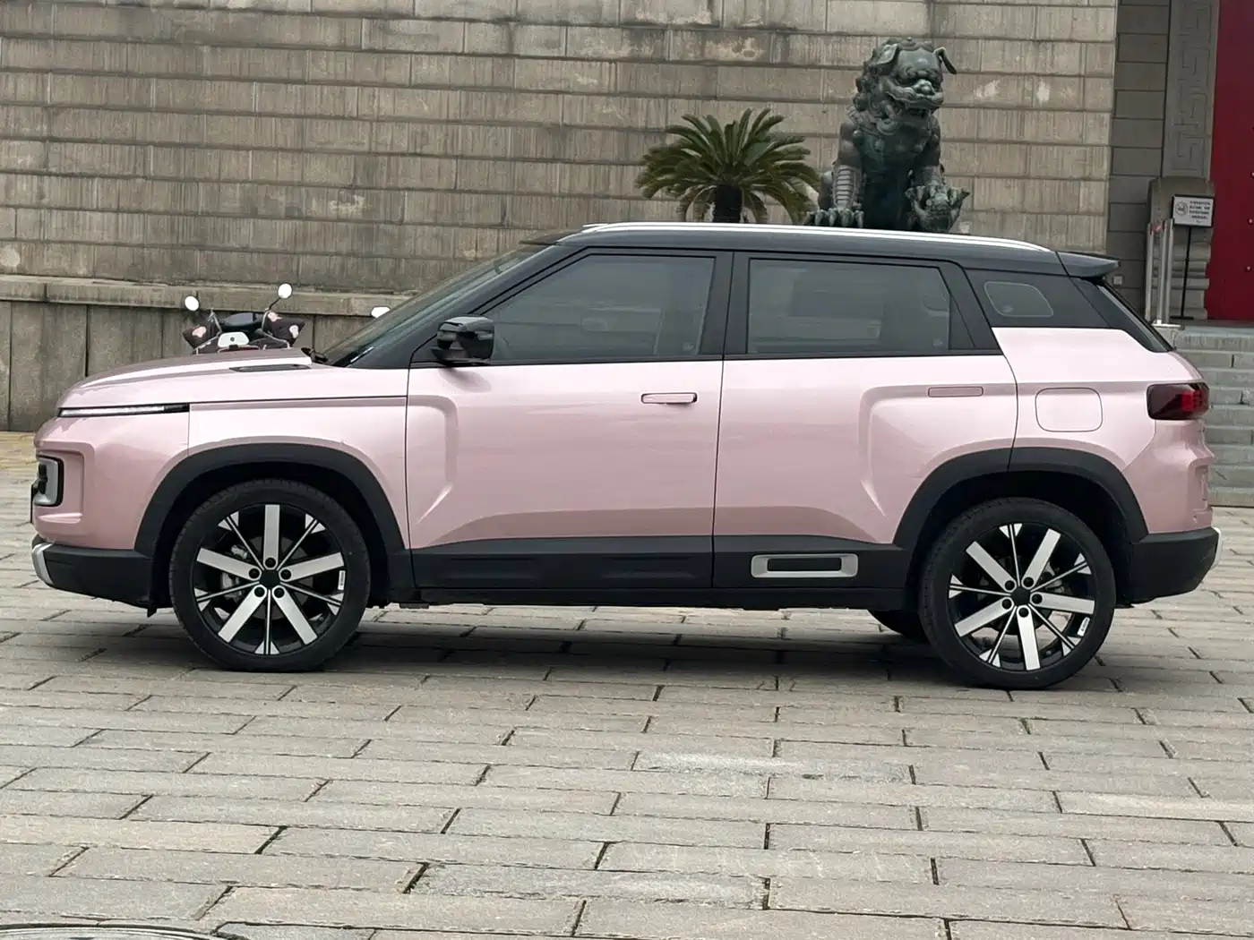 GEELY AUTOMOBILE GEELY ICON