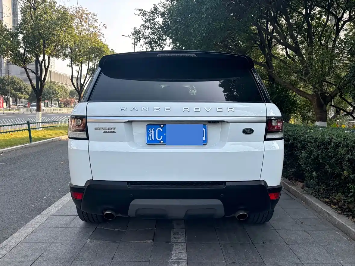 Land Rover Range Rover Sport 2017 3.0 SC V6 SE фото 9
