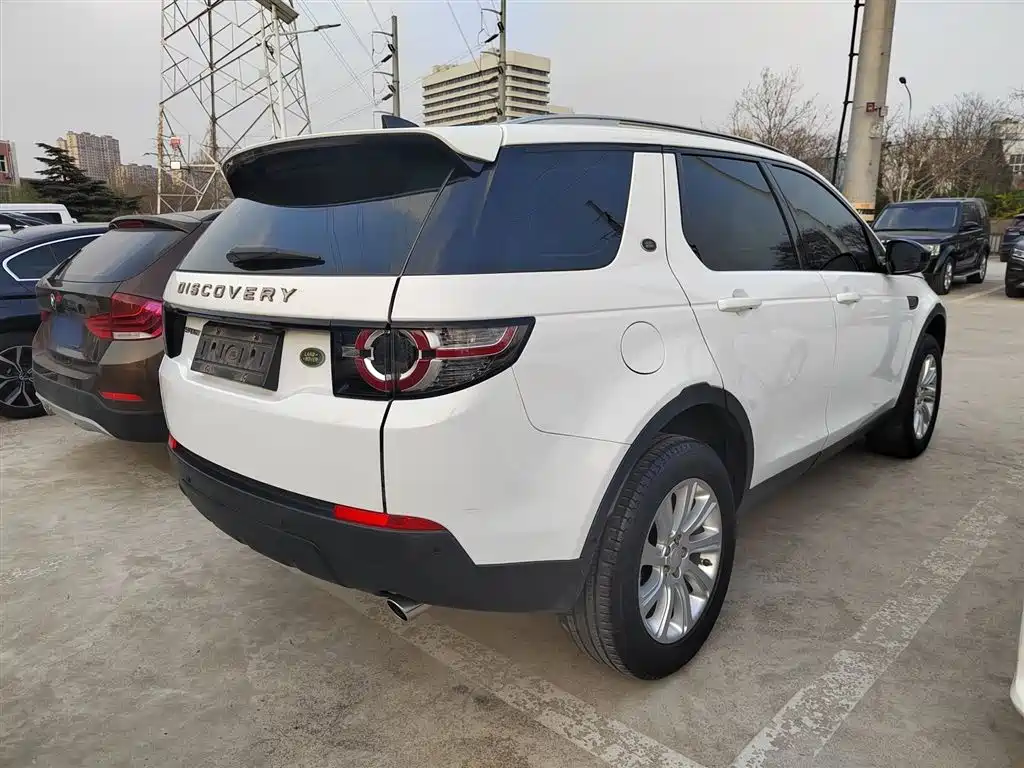 Land Rover Discovery Sport 2018 240PS PURE Edition фото 7