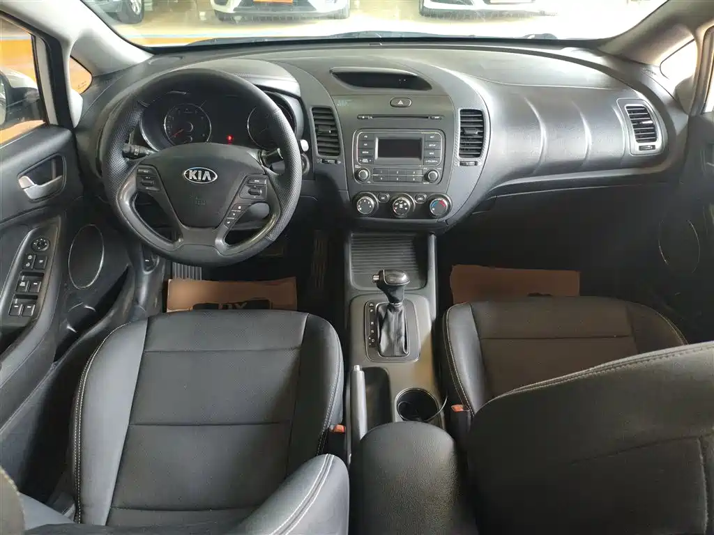 Kia K3 2015 1.6L Automatic GLS фото 6