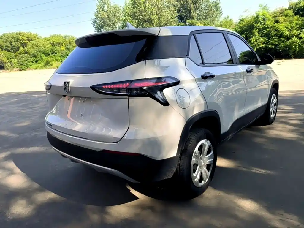 Baojun 510 2021 2021 1.5L Manual Dynamic Edition