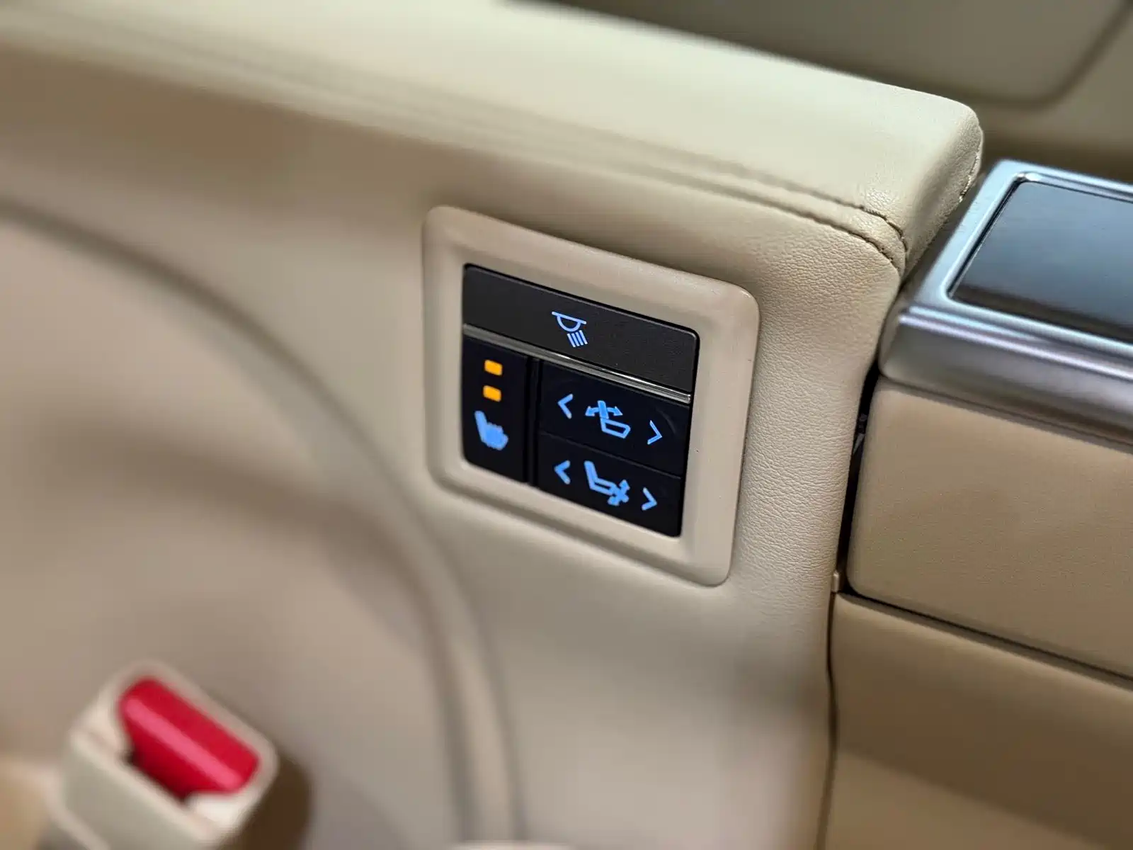 Фото 20 - Toyota Alphard