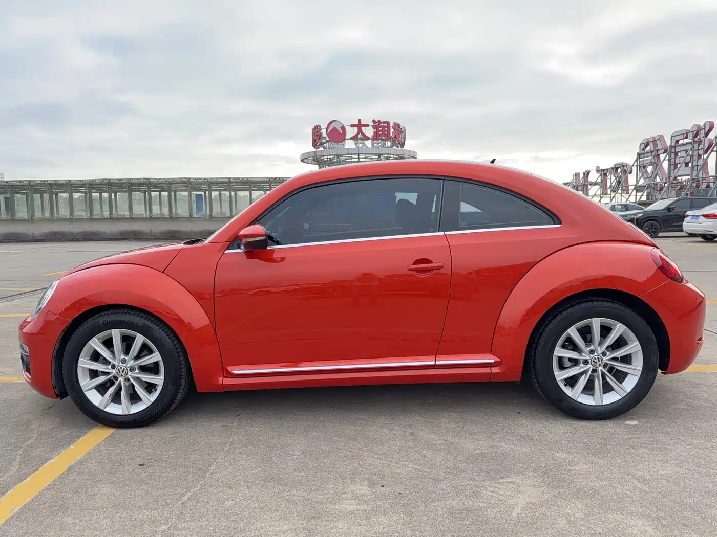 Volkswagen Beetle 2017 180TSI Style фото 7
