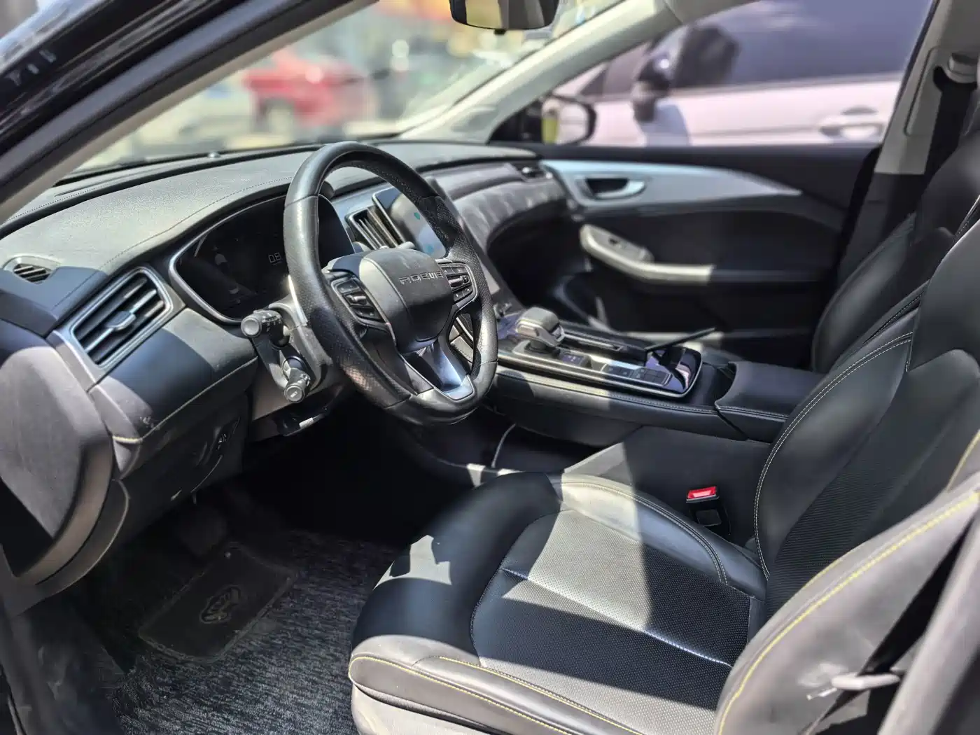 Roewe i6 MAX 2021 2020 Model 300TGI Automatic Cool & Smart Edition